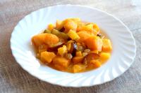 Тыква запеченная с фруктами и медом 