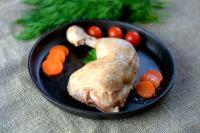 Куриный окорочок отварной