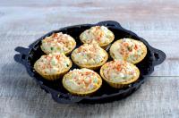 Тарталетки с крабовым салатом 