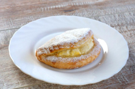 Сочник с творогом