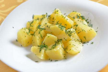 Картофель отварной с маслом